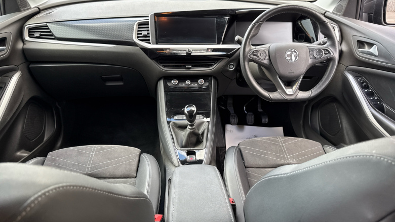 Vauxhall Grandland 1.2 Turbo Ultimate 5dr Petrol Hatchback